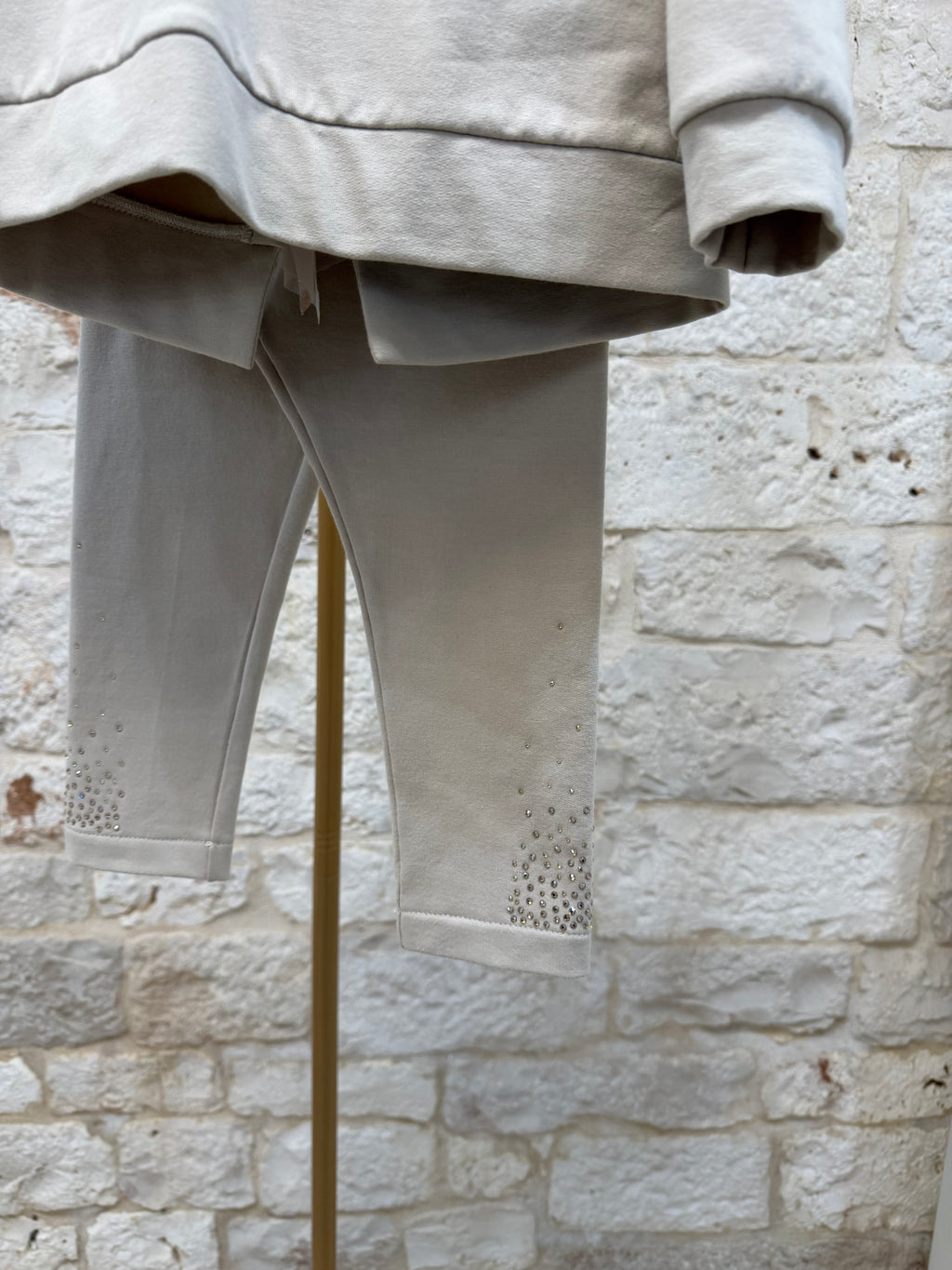 Completo bimba beige strass felpa e leggins Bimbaló | VIA32