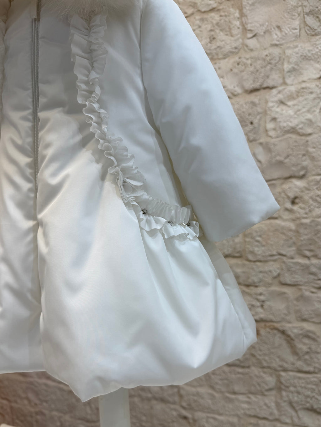 Piumino Bimba Bimbaló Bianco con Strass e Pelliccia - Elegante | VIA32