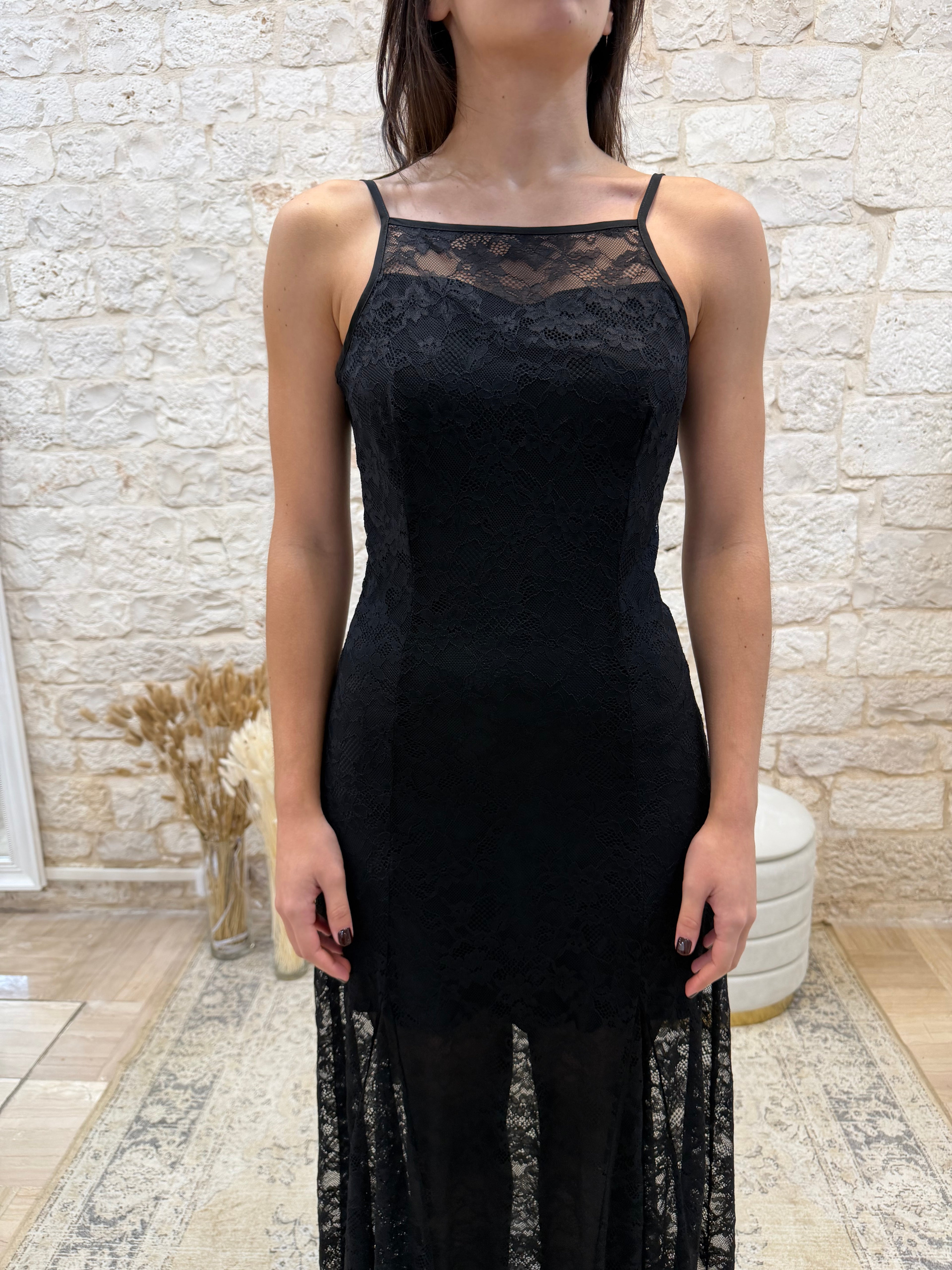 Vestito Nero Trasparente in Pizzo Youdecide - Con Sottanina | VIA32