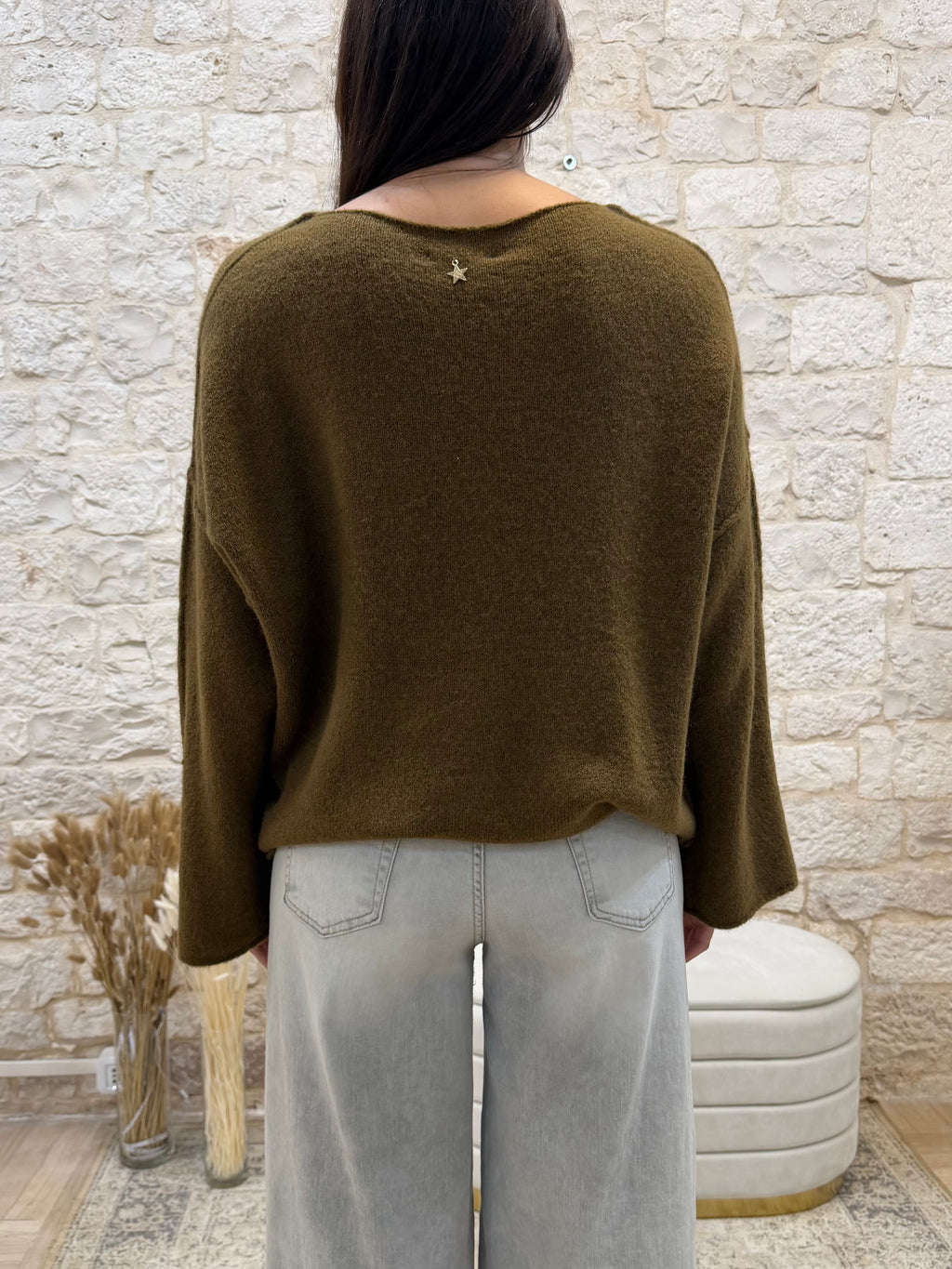 Maglione Verde Militare Morbido Souvenir - Caldo e Confortevole | VIA32